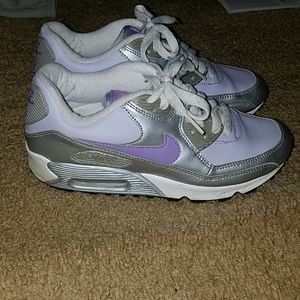 Nike air max youth size 5